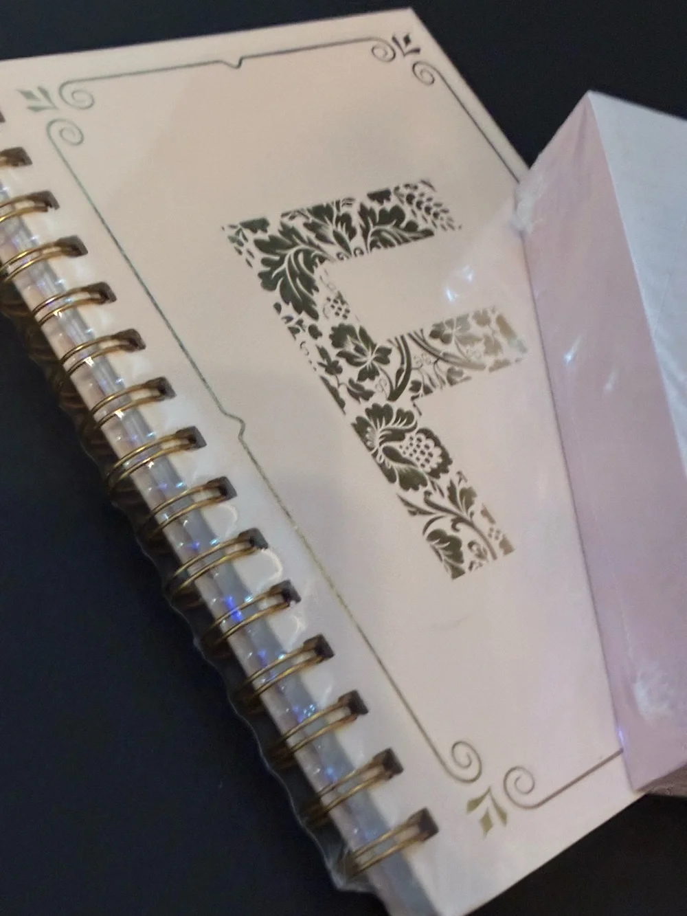 Monogram F stationery set